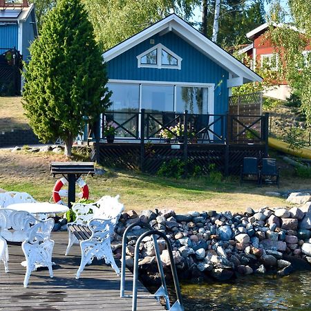 Sjoestuga/Gaesthus I Skaergarden. Åkersberga Exteriér fotografie