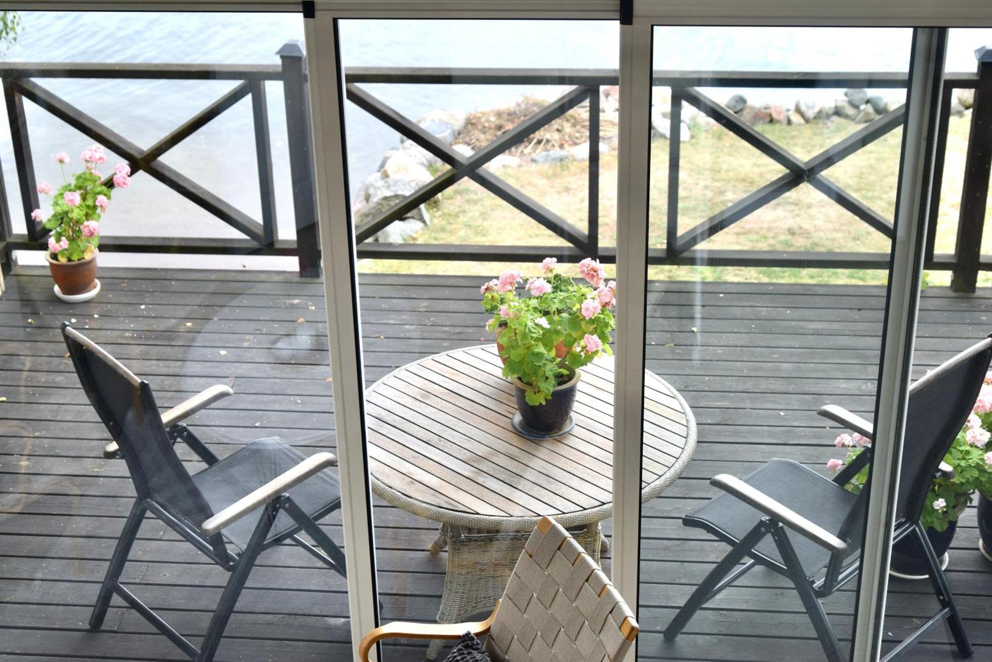 Sjoestuga/Gaesthus I Skaergarden. Åkersberga Exteriér fotografie