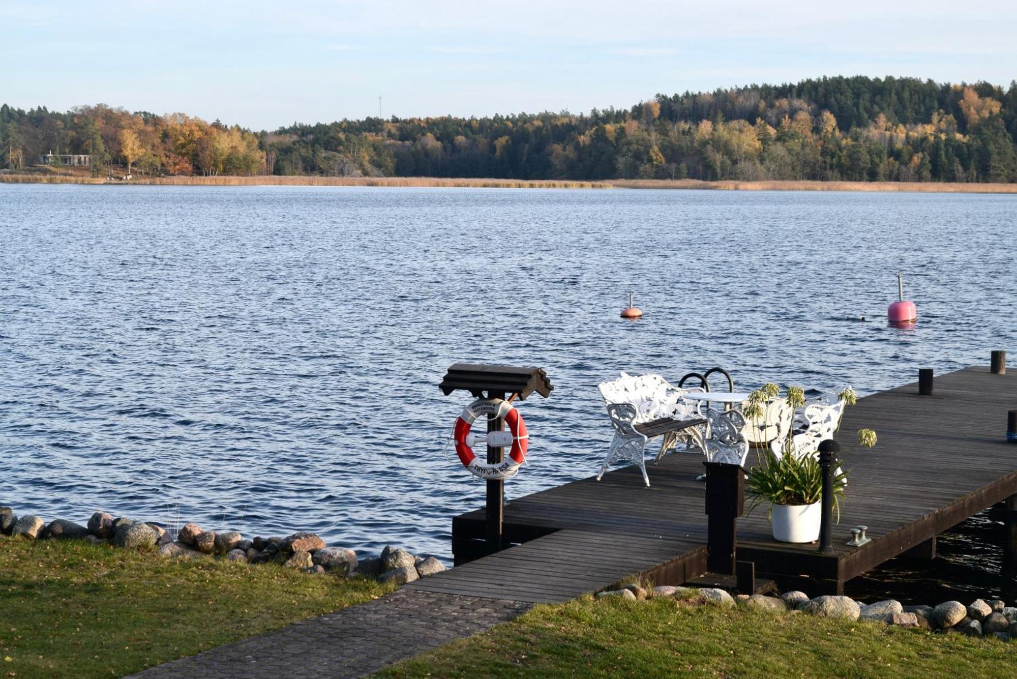 Sjoestuga/Gaesthus I Skaergarden. Åkersberga Exteriér fotografie